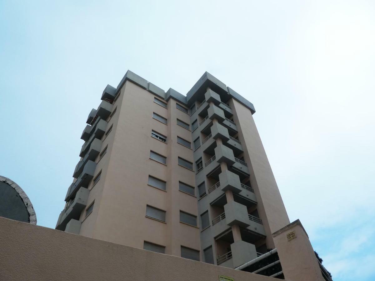 Apartamentos Gandia Grau Y Playa 3000 Εξωτερικό φωτογραφία