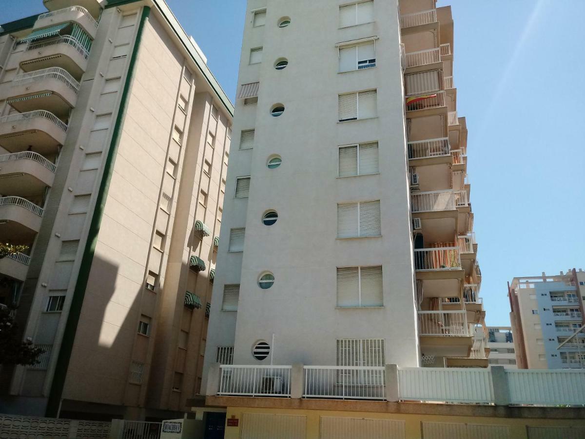 Apartamentos Gandia Grau Y Playa 3000 Εξωτερικό φωτογραφία