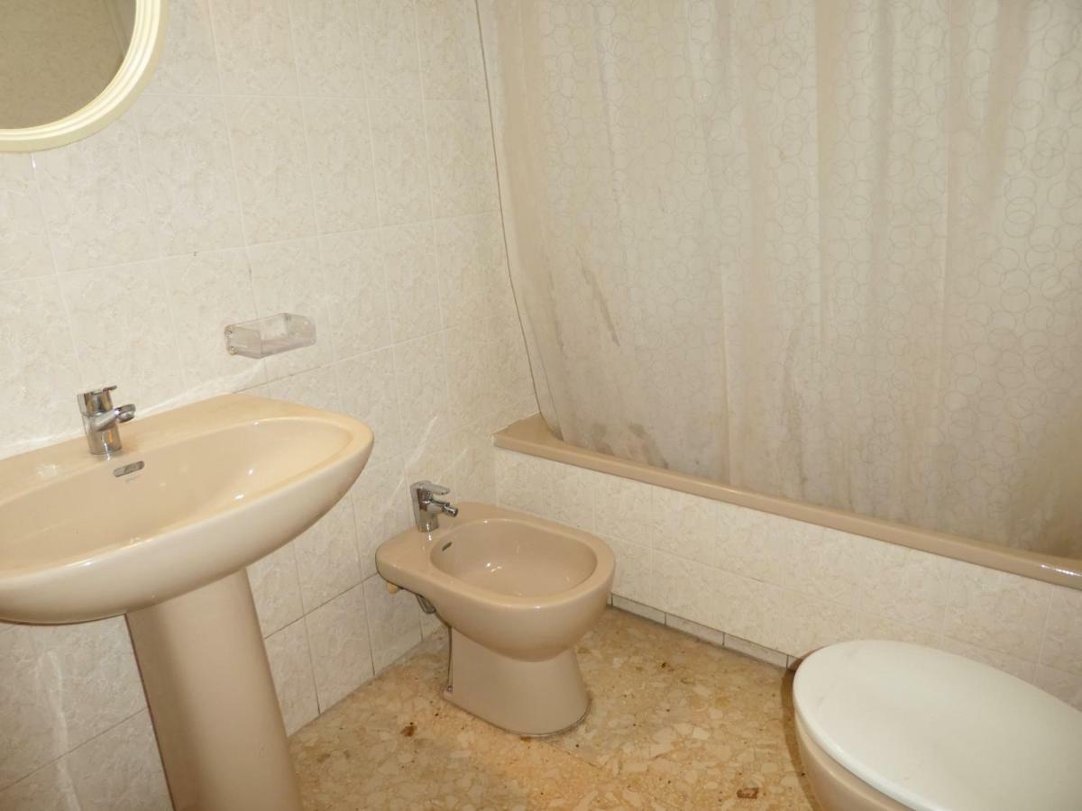 Apartamentos Gandia Grau Y Playa 3000 Εξωτερικό φωτογραφία